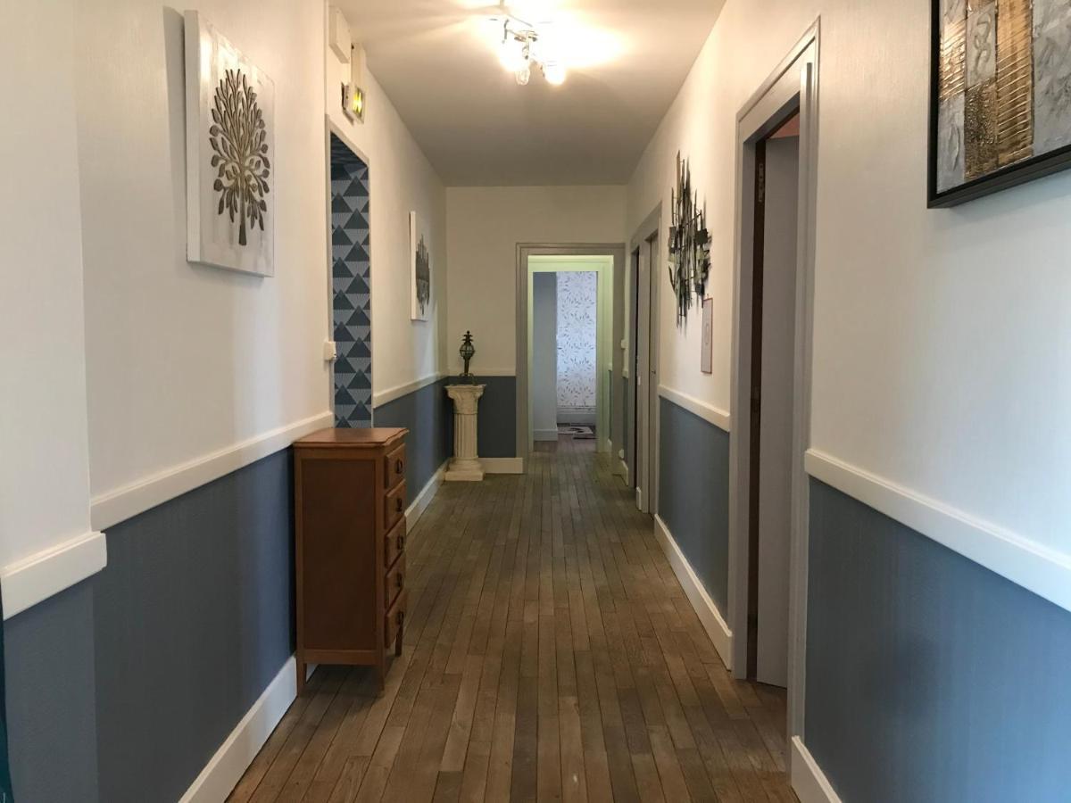 Logis Le Cheval Blanc Hotell Saint-Just  Eksteriør bilde
